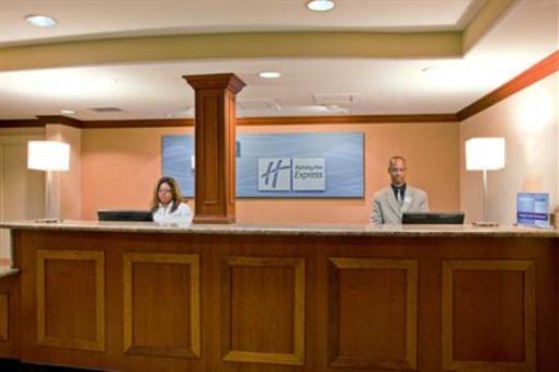 фото отеля Holiday Inn Express Moreno Valley