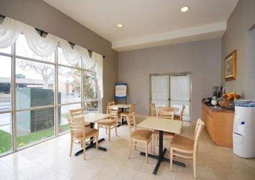 фото отеля The Comfort Inn San Jose International Airport