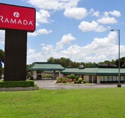 фото отеля Ramada New Braunfels