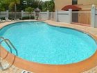 фото отеля Quality Suites Airport Fort Myers