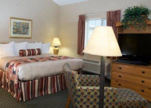 фото отеля CrestHill Suites Wichita