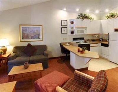 фото отеля CrestHill Suites Wichita