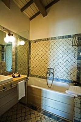 фото отеля Hotel Les Arnelles