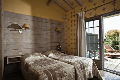 фото отеля Hotel Les Arnelles