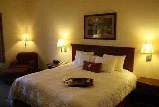 фото отеля Hampton Inn Deer Park