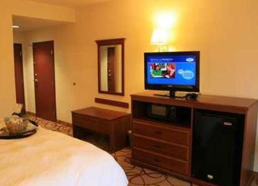 фото отеля Hampton Inn Deer Park