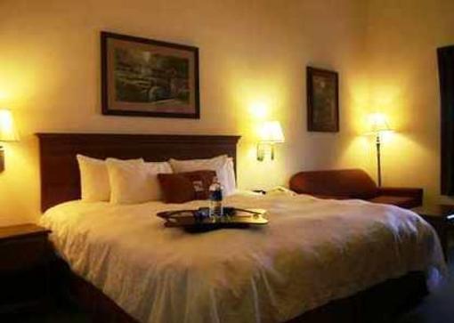 фото отеля Hampton Inn Deer Park