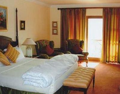 фото отеля Far Hills Country Hotel