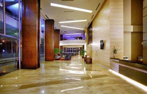 фото отеля Aston Pluit Hotel & Residence