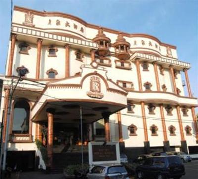 фото отеля Royal Regal Hotel Jakarta