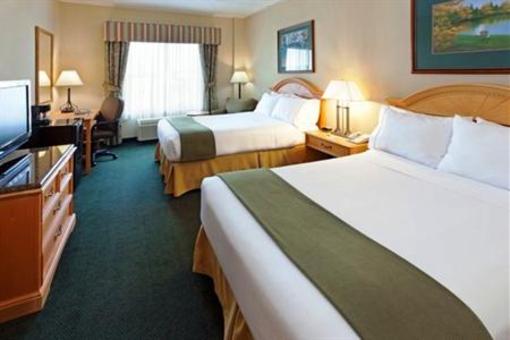 фото отеля Holiday Inn Express Hotel & Suites Watertown-Thousand Islands