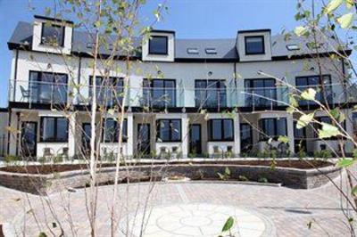 фото отеля Strandhill Lodge and Suites Hotel