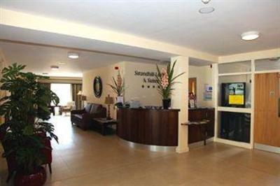 фото отеля Strandhill Lodge and Suites Hotel
