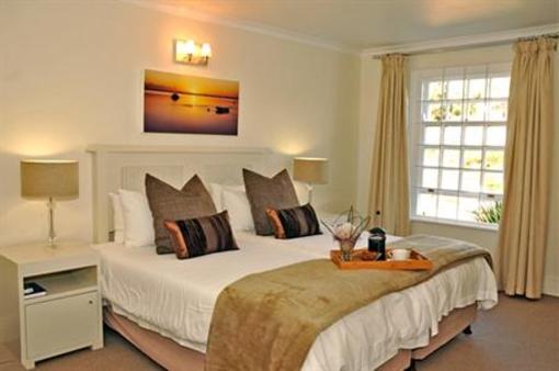 фото отеля Milkwood Manor Guest House