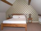 фото отеля Broom Hall Inn Alcester