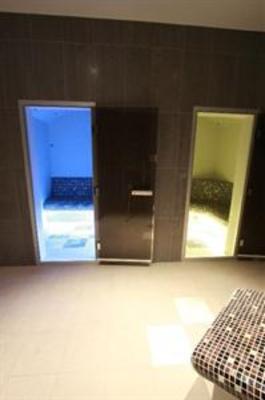 фото отеля Hotel Dolphin Senec