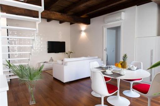 фото отеля Birkin B&B