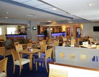 фото отеля Holiday Inn Express Portsmouth - Gunwharf Quays