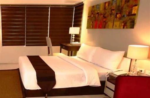 фото отеля Palm Rock Residences