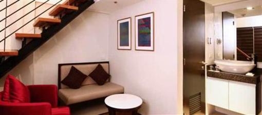 фото отеля Palm Rock Residences