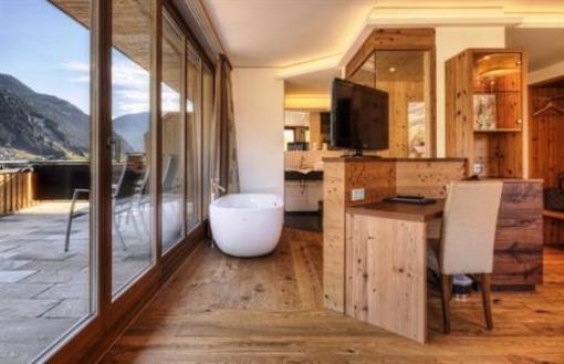 фото отеля Hotel Nesslerhof
