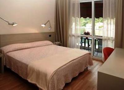 фото отеля Hotel Milano Toscolano-Maderno