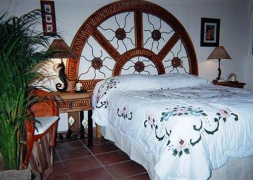 фото отеля Norman Diego's The Mexican Inn Bed & Breakfast Cabo San Lucas