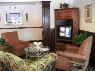 фото отеля Holiday Inn Express Raleigh-Durham Airport
