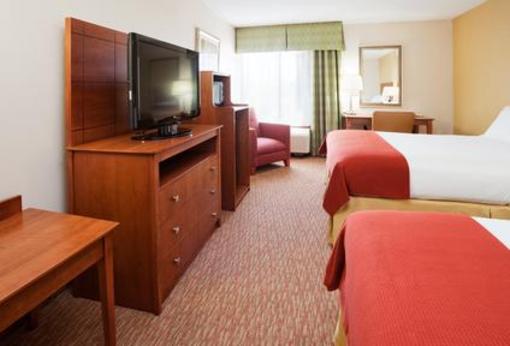 фото отеля Holiday Inn Express Raleigh-Durham Airport