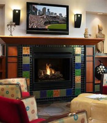 фото отеля TownePlace Suites Minneapolis Downtown