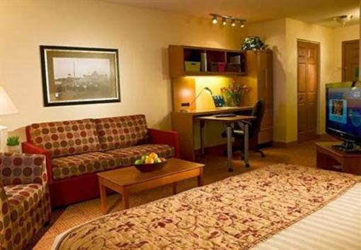 фото отеля TownePlace Suites Minneapolis Downtown