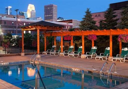 фото отеля TownePlace Suites Minneapolis Downtown