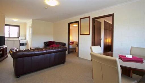 фото отеля Grosvenor Court Apartments Hobart