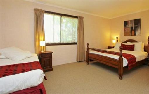 фото отеля Grosvenor Court Apartments Hobart
