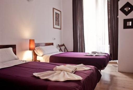 фото отеля Hostal Nuestra Senora de la Paloma