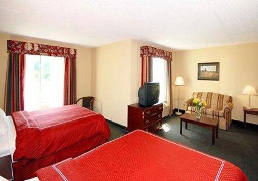 фото отеля Comfort Suites Airport Charlotte