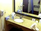 фото отеля Comfort Suites Airport Charlotte