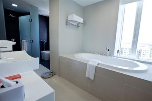 фото отеля Ruemz Hotel
