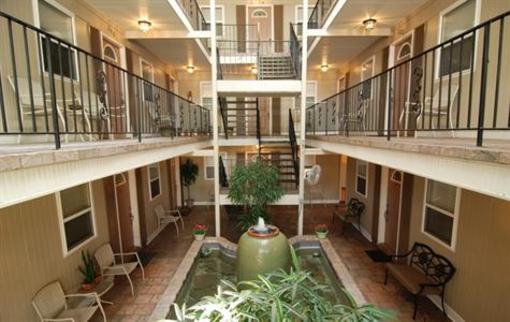 фото отеля Frenchmen Orleans Resort At 519 New Orleans