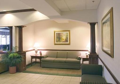 фото отеля Holiday Inn Express Ohio State Fair Expo Center