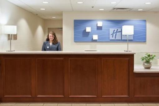 фото отеля Holiday Inn Express Ohio State Fair Expo Center