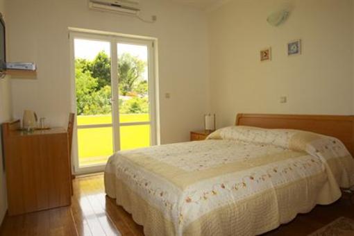 фото отеля Sunrise Apartments Cavtat