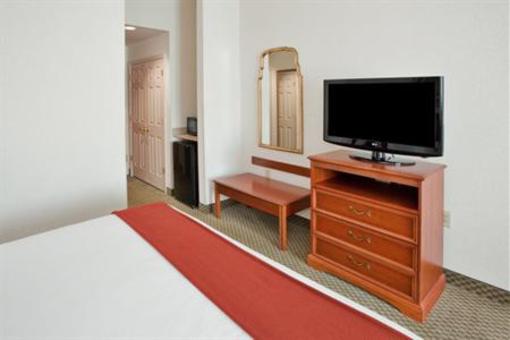 фото отеля Holiday Inn Express Walterboro