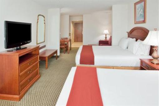 фото отеля Holiday Inn Express Walterboro