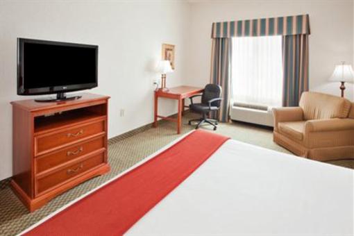 фото отеля Holiday Inn Express Walterboro