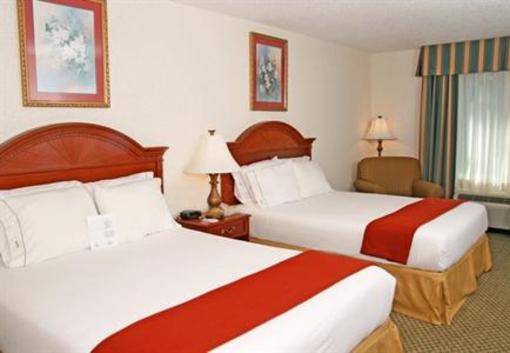 фото отеля Holiday Inn Express Walterboro