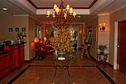 фото отеля Holiday Inn Express Walterboro