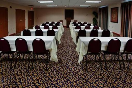 фото отеля Holiday Inn Express Walterboro