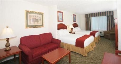 фото отеля Holiday Inn Express Walterboro