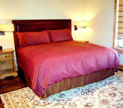 фото отеля Snowmass Lodging Company